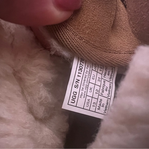 UGG Kids Neumel Double-Strap Warm-Lined Platform Booties - Chestnut color - Picture 7 of 7